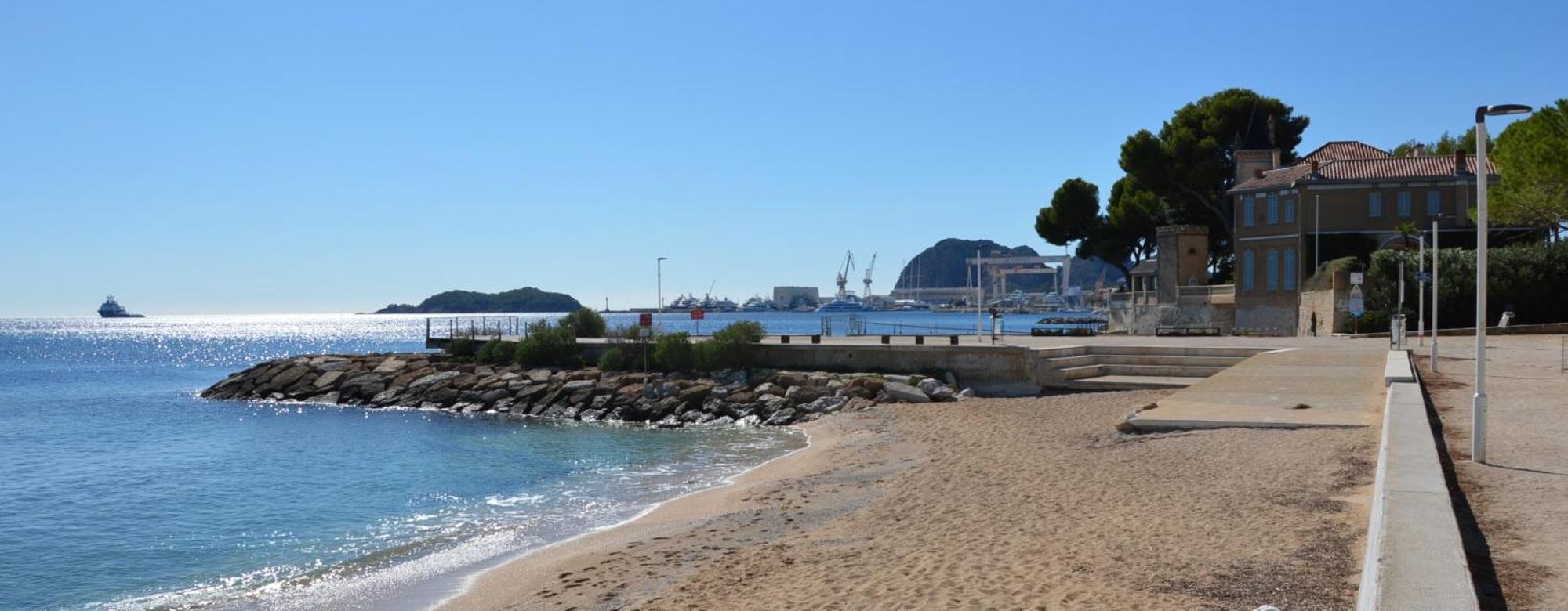 Chez Hugo Confortable Clim, Wifi, Parking, Centre Ville, Commerces, Port, Plages A Pieds Apartment