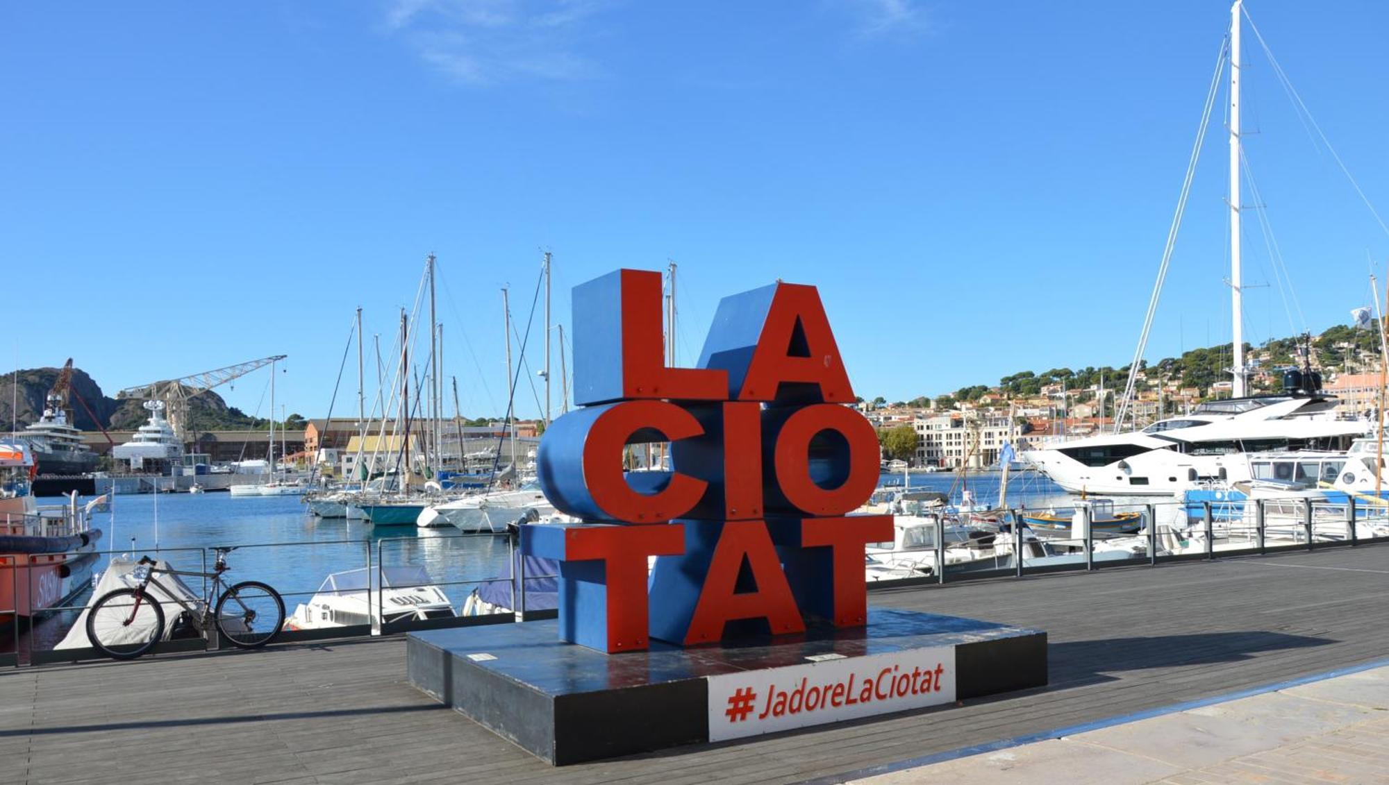 Apartment Chez Hugo Confortable Clim, Wifi, Parking, Centre Ville, Commerces, Port, Plages A Pieds La Ciotat