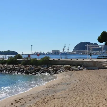 La Ciotat Chez Hugo Confortable Studio Clim, Wifi, Parking, Centre Ville, Commerces, Port, Plages A Pieds Extérieur photo