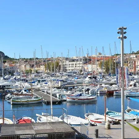 La Ciotat Chez Hugo Confortable Studio Clim, Wifi, Parking, Centre Ville, Commerces, Port, Plages A Pieds Extérieur photo